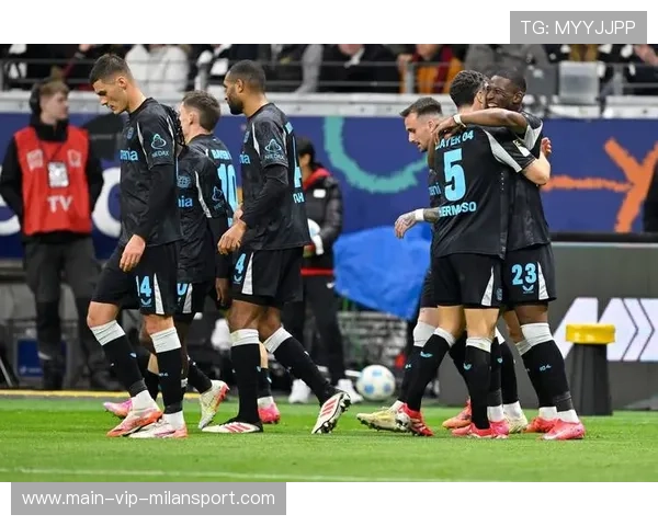 勒沃库森表现失色，法兰克福能否持续发力？，勒沃库森vs法兰克福比分预测